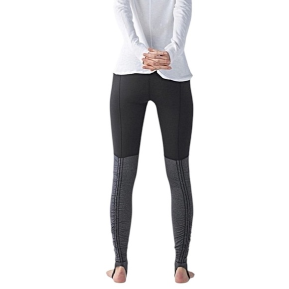 lululemon athletica Pants - LULULEMON Stirrup Herringbone Naval Blue / Heathered Naval Blue Pants Size 2